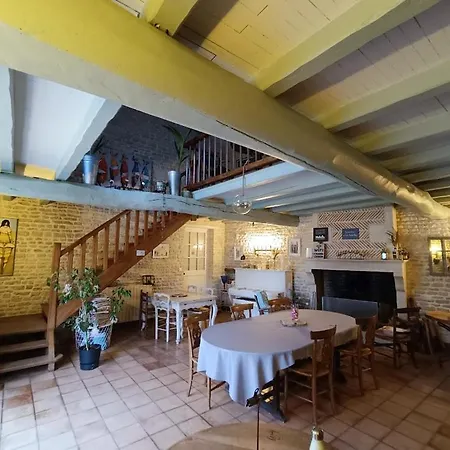 Le Puits Sainte Claire Couette-café 3*