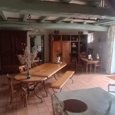 Le Puits Sainte Claire Oda ve Kahvaltı Courçon