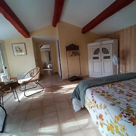 Couette-café Le Puits Sainte Claire